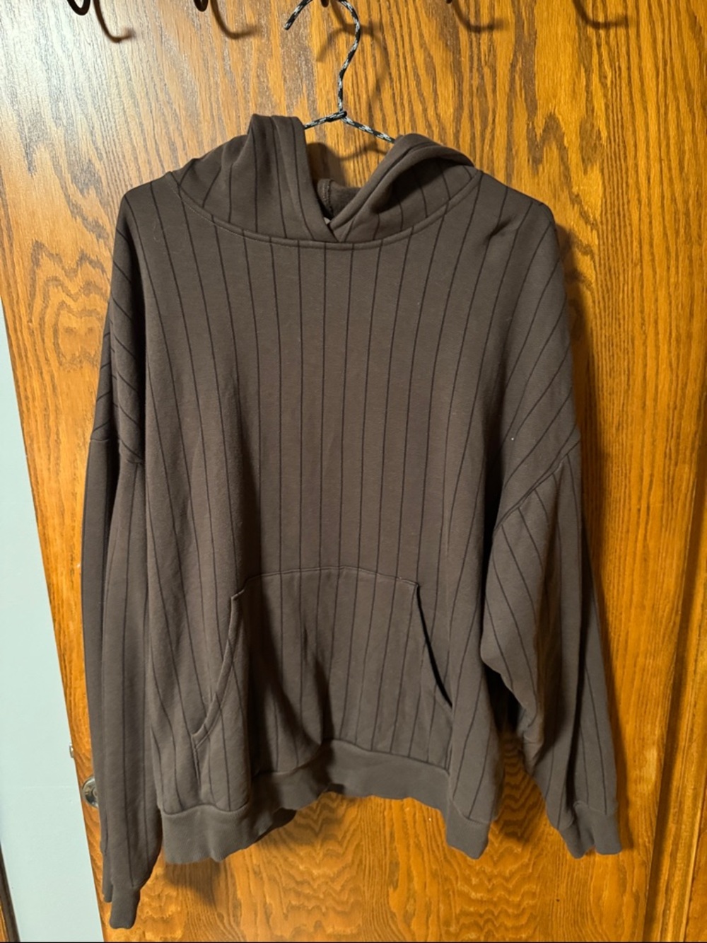 ALO Yoga Men's Ribbed Chocolate Brown Crewneck Hoodie